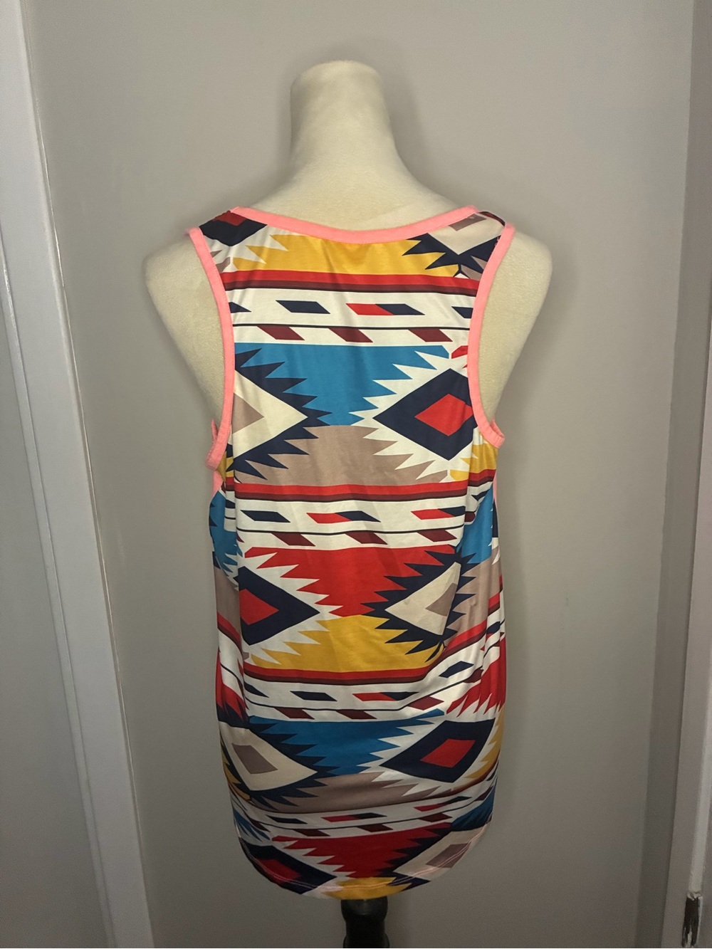 Sunshine and Rodeo Aztec Tank - Picture 3 of 4